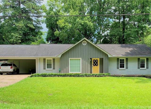 Property at 4321 36th Ave E, Tuscaloosa, AL 35405, 3 beds, 2 baths