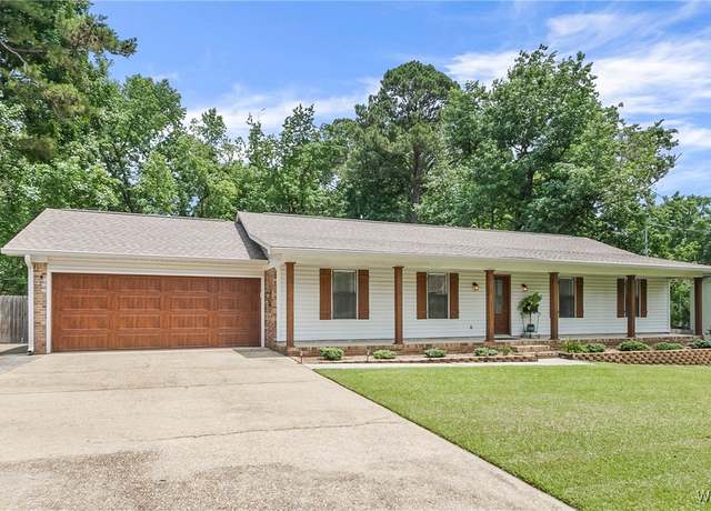 Property at 13571 Date St, Northport, AL 35475, 3 beds, 2 baths