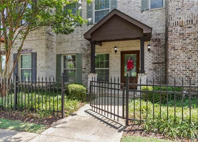 Property at 2150 3rd Ct #305, Tuscaloosa, AL 35401, 3 beds, 3 baths