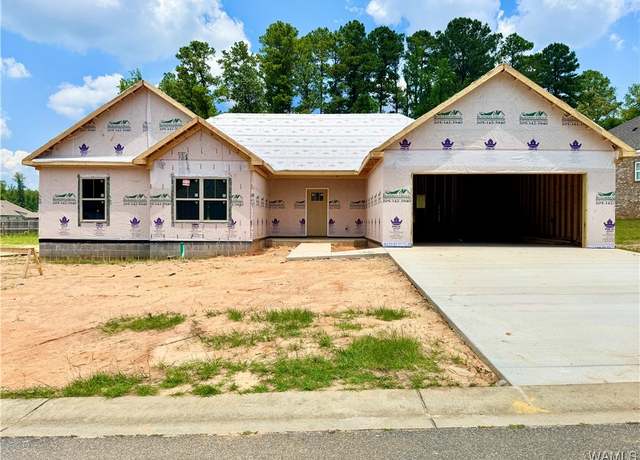 Property at 5270 Summerfield Dr E, Tuscaloosa, AL 35404, 4 beds, 2 baths