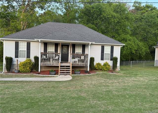 Property at 230 Hidden Meadows Dr, Hayden, AL 35079, 3 beds, 2 baths