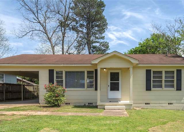 Property at 3013 Hood St, Tuscaloosa, AL 35404, 3 beds, 1 bath