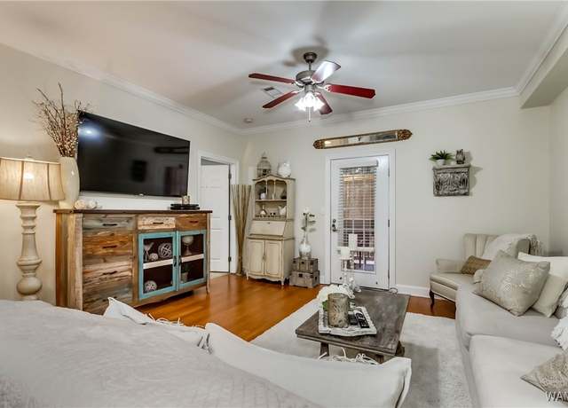 Property at 3218 Veterans Memorial Pkwy #3106, Tuscaloosa, AL 35404, 2 beds, 2 baths