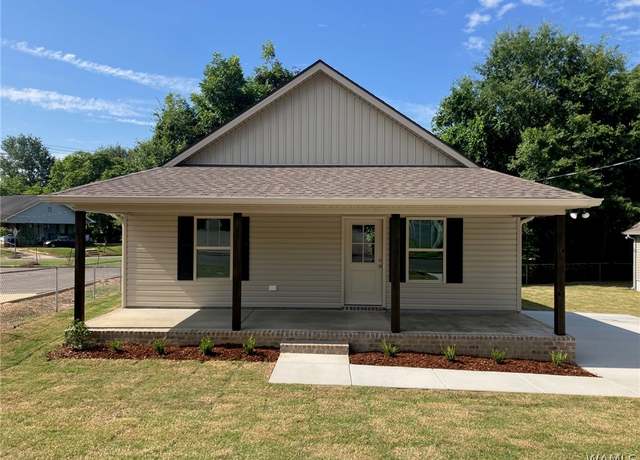Property at 1501 17th St, Northport, AL 35476, 3 beds, 2 baths