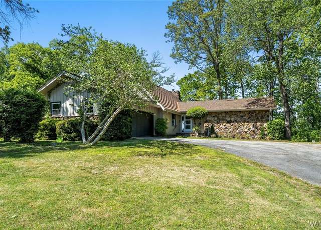 Property at 11091 Patton Rd, Northport, AL 35475, 4 beds, 2.5 baths