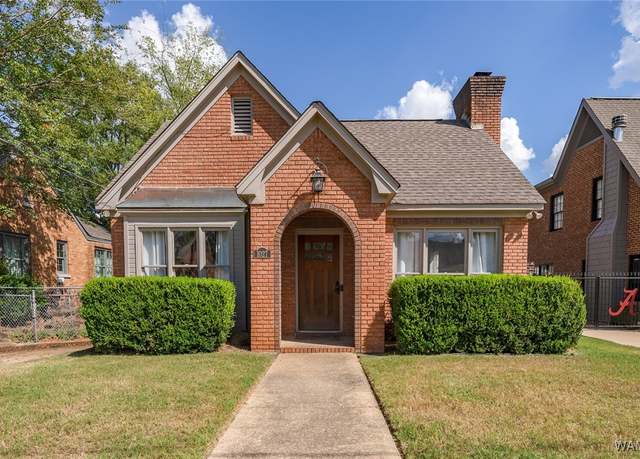 Property at 1027 Myrtlewood Dr, Tuscaloosa, AL 35401, 3 beds, 2 baths