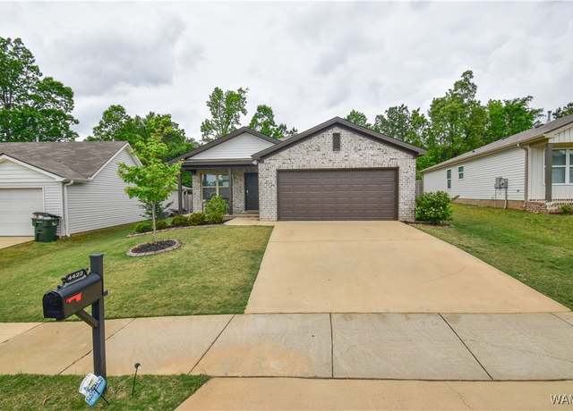 Property at 4422 Easthaven Cir, Tuscaloosa, AL 35405, 4 beds, 2 baths