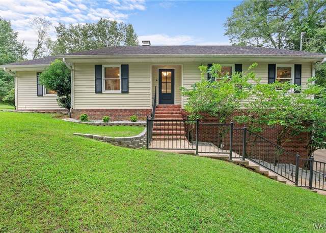 Property at 11192 Anchor Way, Northport, AL 35457, 5 beds, 3 baths