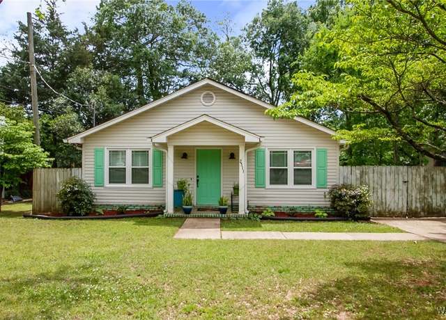 Property at 2311 20th St, Northport, AL 35476, 3 beds, 1 bath