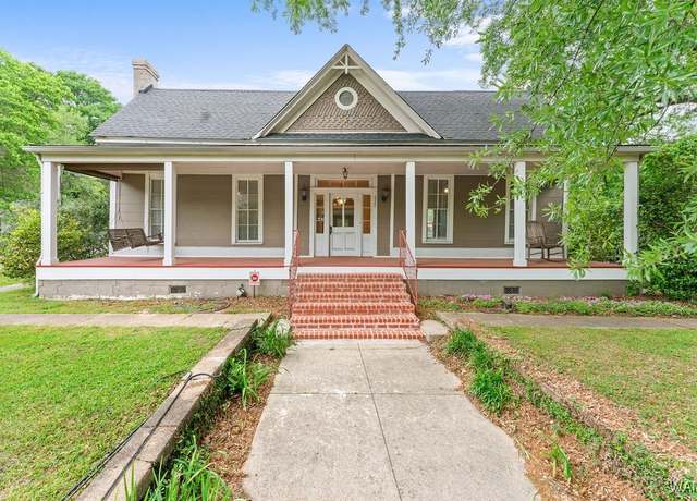 Property at 2520 5th St, Northport, AL 35476, 4 beds, 2 baths