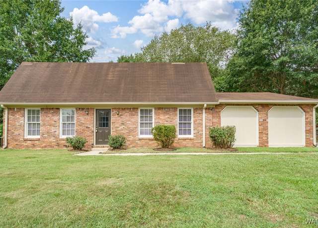 Property at 5322 10th Ave E, Tuscaloosa, AL 35405, 3 beds, 2 baths