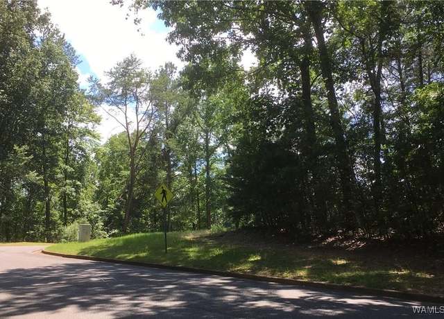 Property at 7806 Commodore Dr NE, Tuscaloosa, AL 35406
