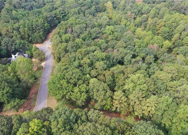 Property at 7814 Commodore Dr NE, Tuscaloosa, AL 35406
