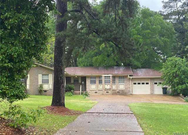 Property at 338 19th St NW, Fayette, AL 35555, 3 beds, 3 baths