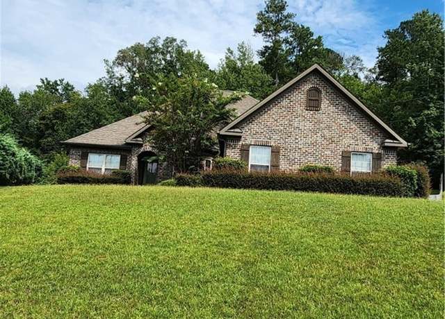 Property at 5910 Summit Dr, Northport, AL 35473, 3 beds, 2 baths