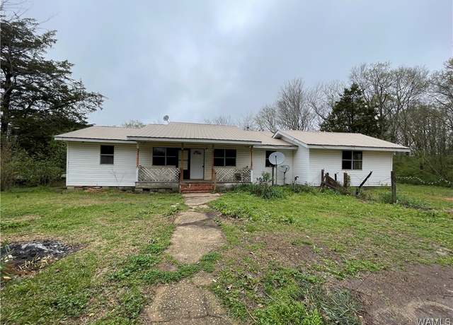 Property at 1426 Church Ave, Uniontown, AL 36786, 4 beds, 2 baths