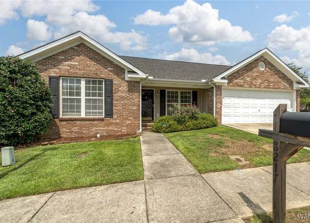 Property at 8217 Meadowlake Village Dr, Northport, AL 35473, 2 beds, 2 baths
