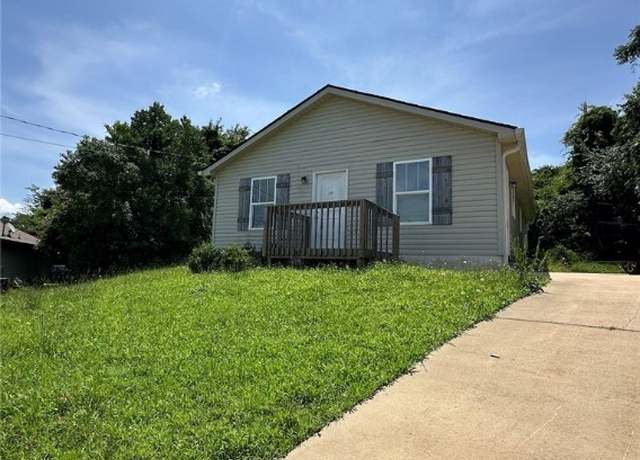 Property at 3017 3rd Pl E, Tuscaloosa, AL 35404, 3 beds, 2 baths