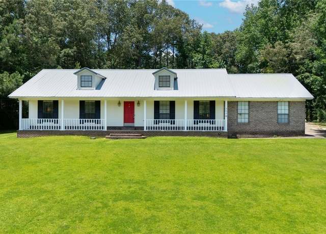 Property at 7110 Harperwood St, Northport, AL 35473, 4 beds, 3 baths