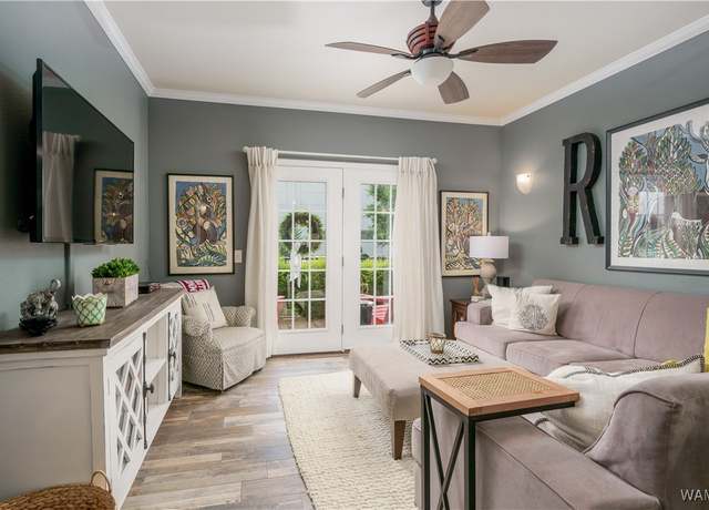 Property at 1901 5th Ave E #3101, Tuscaloosa, AL 35401, 3 beds, 3 baths