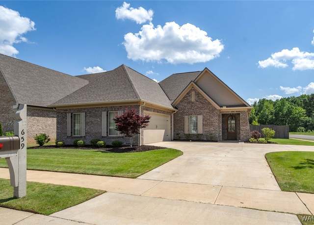 Property at 659 Carleton St, Tuscaloosa, AL 35406, 3 beds, 3 baths