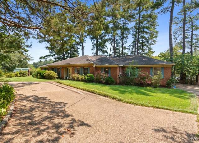 Property at 2500 Shoal Pl, Northport, AL 35473, 4 beds, 2 baths