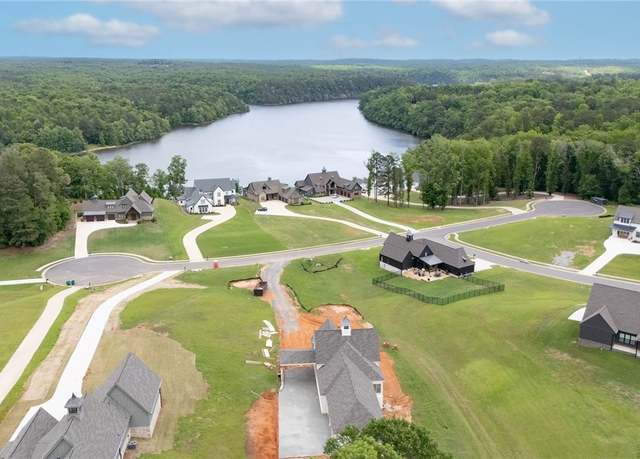 Property at 11332 Highland Lakes Pt, Northport, AL 35475, 4 beds, 3.5 baths