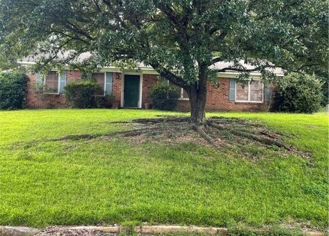 Property at 115 Brookside Dr, Northport, AL 35473, 3 beds, 2 baths