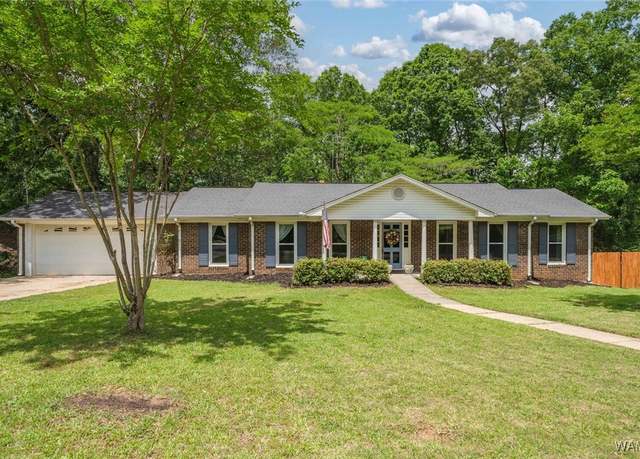 Property at 4706 Woodvale Dr, Tuscaloosa, AL 35405, 4 beds, 3 baths