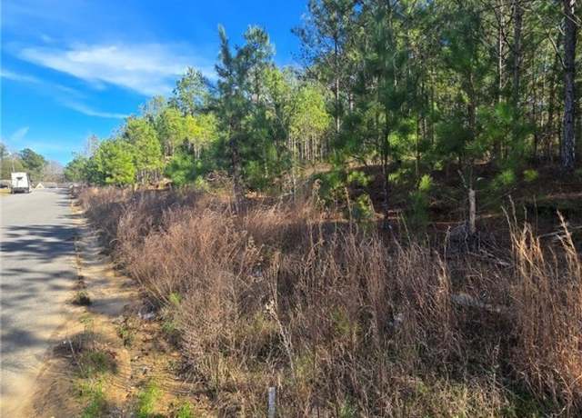 Property at 28 Timbertop Ln, Fosters, AL 35463