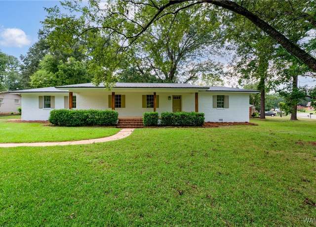 Property at 3420 4th Ct E, Tuscaloosa, AL 35405, 3 beds, 2.5 baths