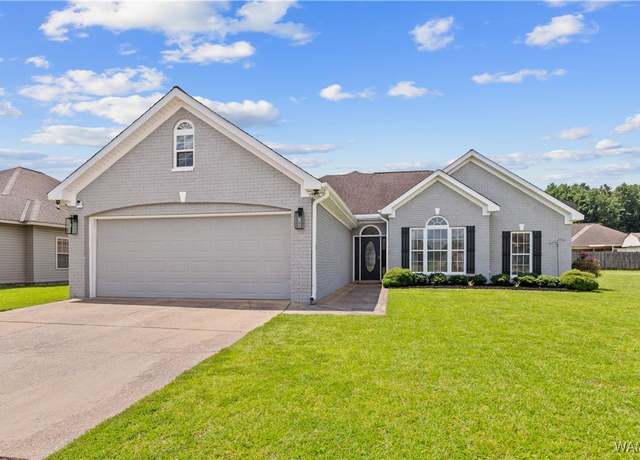 Property at 5215 Bristolwood Cir, Northport, AL 35475, 3 beds, 2 baths