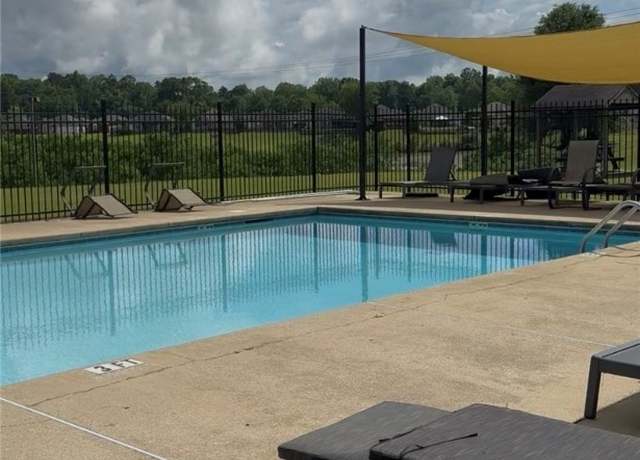 Property at 4470 19th St St, Northport, AL 35476, 3 beds, 2 baths