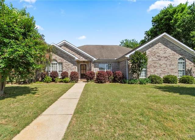 Property at 10035 Empress Blvd, Tuscaloosa, AL 35405, 4 beds, 3 baths