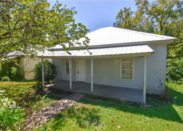 Property at 2403 Short 19th St NE, Tuscaloosa, AL 35404, 3 beds, 1.5 baths