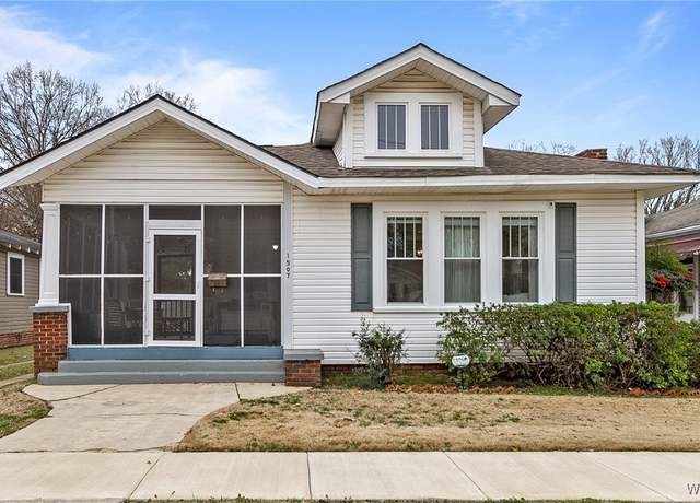 Property at 1507 13th St, Tuscaloosa, AL 35401, 3 beds, 2 baths