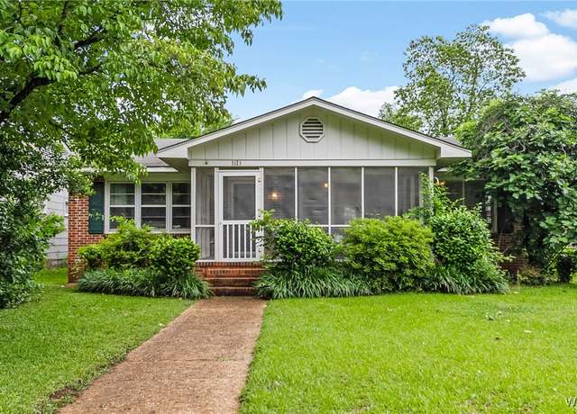 Property at 1613 2nd Ave, Tuscaloosa, AL 35401, 4 beds, 2.5 baths