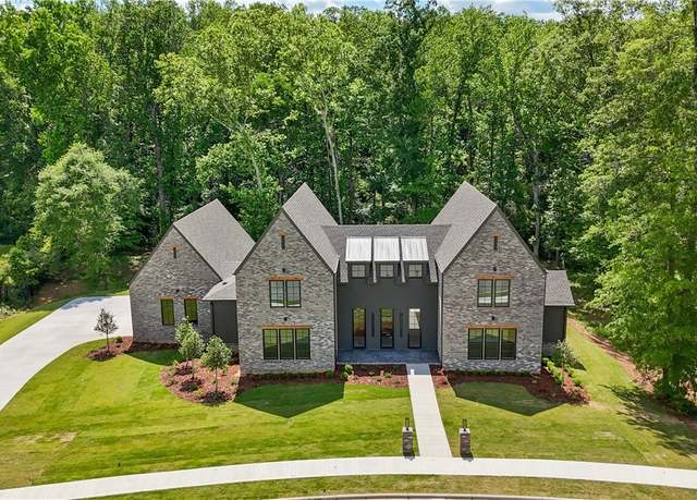 Property at 5319 Park Ave, Tuscaloosa, AL 35406, 7 beds, 6.5 baths
