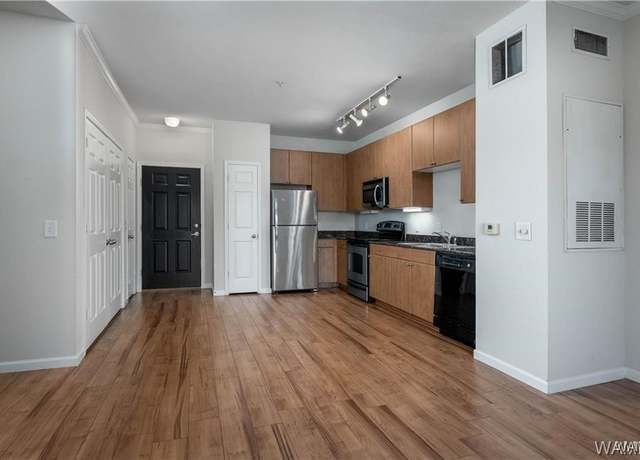 Property at 1901 5th Ave E #1310, Tuscaloosa, AL 35401, 1 bed, 1 bath