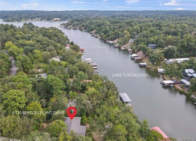 Property at 15730 Beacon Point Dr, Northport, AL 35475, 5 beds, 4 baths