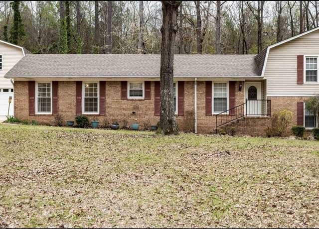 Property at 806 Arrowhead Vlg, Winfield, AL 35594, 3 beds, 2 baths