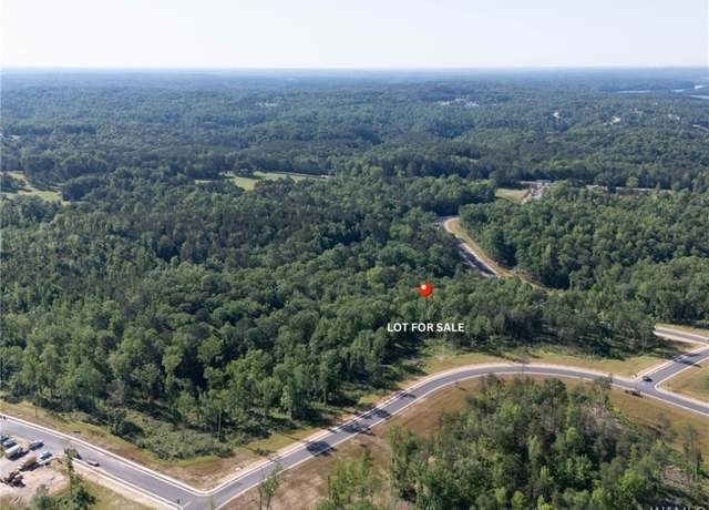 Property at 10 Lake Island Rd Dr, Tuscaloosa, AL 35406