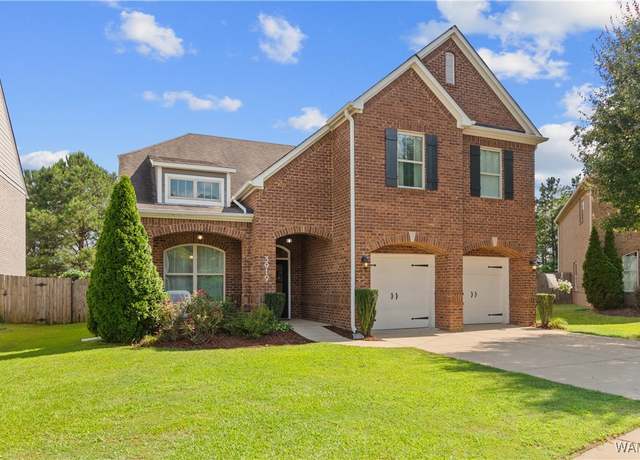 Property at 3919 Fernwood Ln, Northport, AL 35473, 4 beds, 2.5 baths