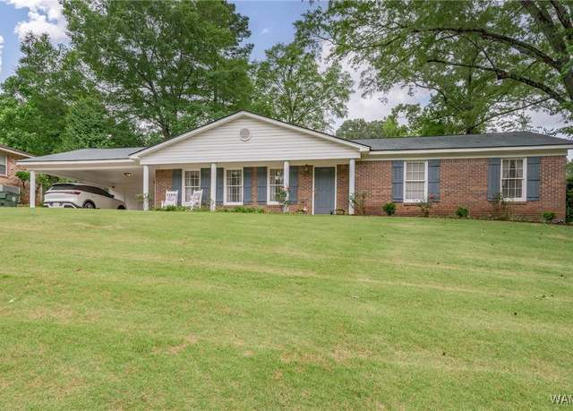 Property at 4528 26th St E, Tuscaloosa, AL 35404, 3 beds, 2 baths