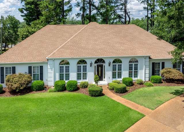 Property at 1137 Germantown Rd, Tuscaloosa, AL 35406, 4 beds, 3 baths