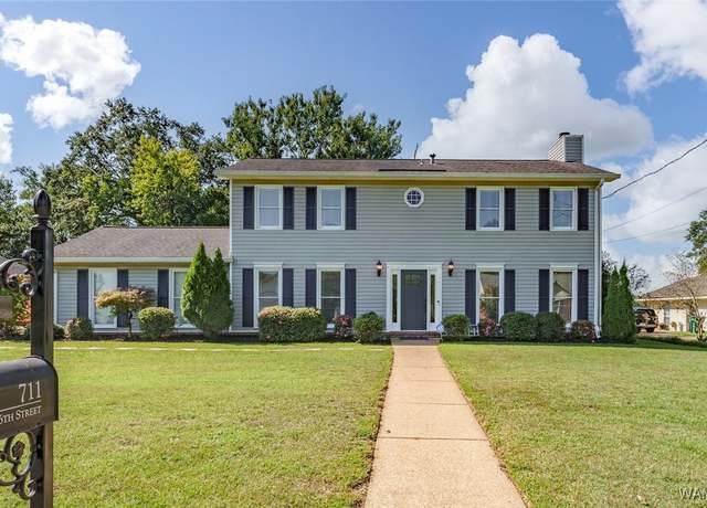 Property at 711 76th St, Tuscaloosa, AL 35405, 3 beds, 2.5 baths