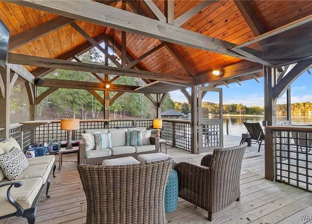 Property at 14445 Driftwood Dr, Northport, AL 35475
