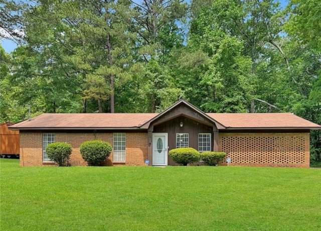 Property at 1816 24th Ave E, Tuscaloosa, AL 35404, 3 beds, 1.5 baths