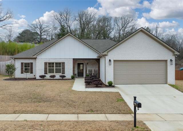 Property at 5265 Summerfield Dr E, Tuscaloosa, AL 35404, 4 beds, 2.5 baths