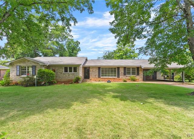 Property at 93 Arcadia Dr, Tuscaloosa, AL 35404, 4 beds, 2 baths